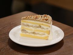 洋梨甘栗奶油蛋糕-black rainbow coffee
