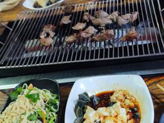 -海拉尔碳烤羊腿烤鸽子(吕营店)