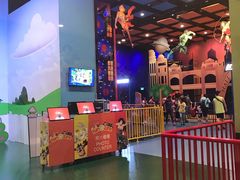 -新濠影汇华纳满Fun童乐园