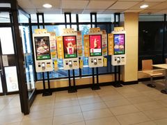 门面-麦当劳(军博店)