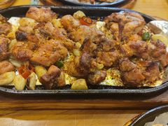 -老东镇啤酒屋海鲜加工·蒸汽海鲜·海鲜烧烤(台东店)