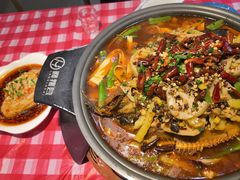 -阆辣荟餐饮(老味道8年·古城店)