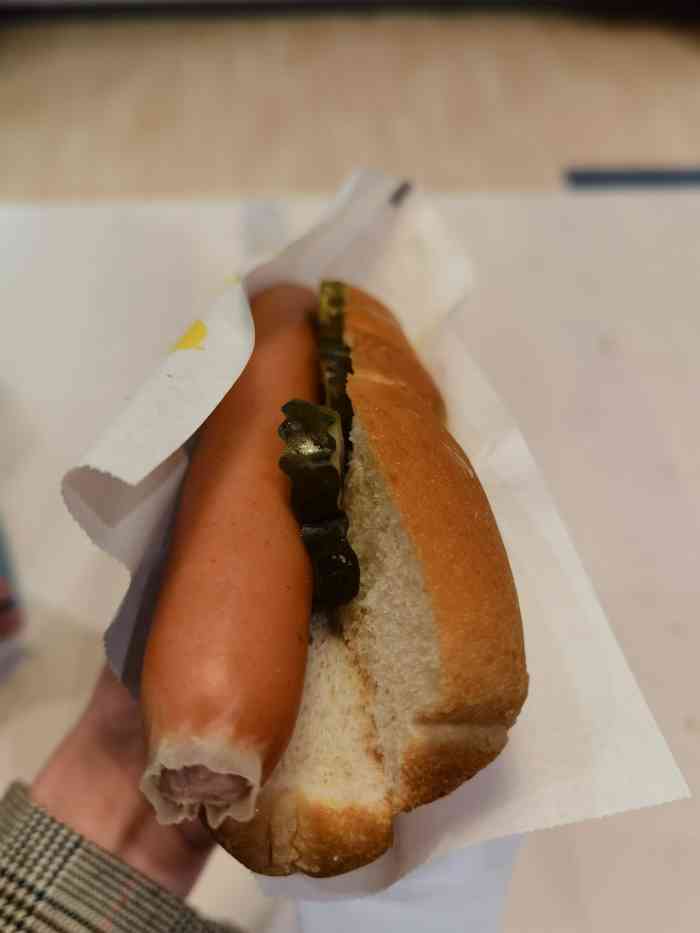 宜家小餐馆(宝山宜家店)-"呜呜呜呜吃了男朋友的草莓雪芭甜筒瞬间手里