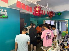 -荒岛实景沉浸密室(江汉路1店)