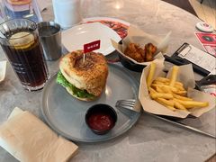 -必胜客餐厅(昆百大泰业城店)
