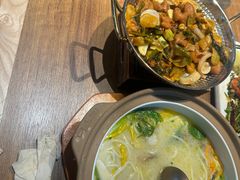 -云海肴·汽锅鸡·云南菜(天山百盛优客店)