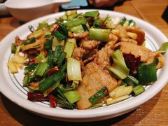 宣威小炒肉-云海肴·汽锅鸡·云南菜(天山百盛优客店)