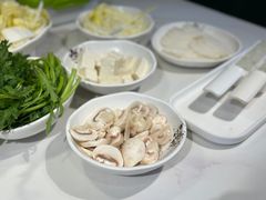 -德林酸菜鱼火锅(南丹店)