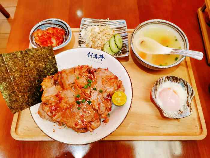 合肥仟喜丼日式烧肉饭图片