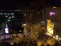 窗外夜景望台茂购物中心2-尊爵天际大饭店 (近台茂)