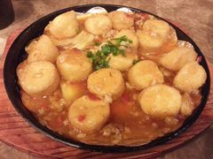 -阿瓦山寨·湘菜现炒·剁椒鱼头王(咸阳总店)