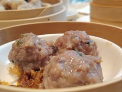 -上海虹桥君丽假日酒店(娄山关路地铁站店)