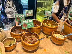 -云阿蛮云南生烫牛肉米线(奉贤路店)