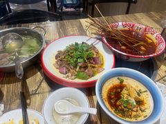 -冯烫烫跷脚牛肉·川菜小馆(武胜西街店)