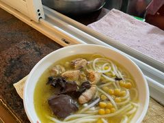 -文山荷鲜居(翠湖店)