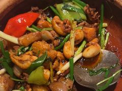 -八府香鸭·啫啫煲(华山路店)