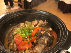 -刘姐啤酒鱼民族演艺餐厅(西街总店)