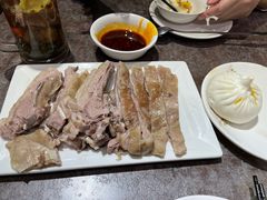 手抓羊肉-贯贯吉·清真餐厅(浙江中路店)