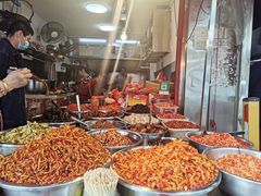 自助取餐区-南门口湘军剁辣椒老店(老长沙第一品牌店)