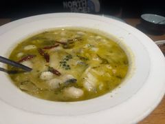 -胡马八破·川菜小馆(高新万达店)