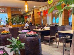 大堂-龙泉人椰子鸡.糟粕醋.海南菜(三亚旗舰店)