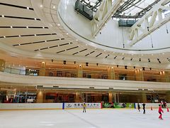 -陈露国际冰上中心(天津嘉里汇店)