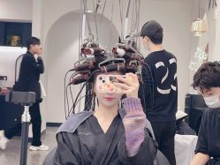 -SWANK SALON