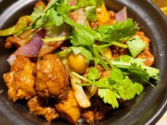 秘香鲍鱼鸡-领鲜天下·焗海鲜·花胶鸡(天目里店)