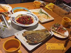 -喝丢一只鞋海鲜烧烤·海肠捞饭(市场店)