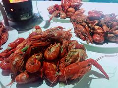黄金蒜香小龙虾-五月罗马海鲜自助餐厅(陆家嘴店)