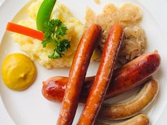 -LENBACH兰巴赫西餐啤酒坊(大连东港店)