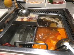 -海底捞火锅(旭辉MALL店)