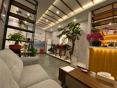 -鸿泰龙·天下易行·足道·SPA(来福士店)