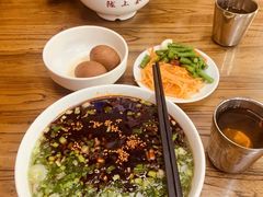 -陇上全荟兰州传统牛肉面(延吉路店)