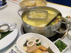 -樾餐厅泰式海鲜火锅(民歌湖店)