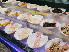 -曼格活海鲜·牛排自助(光明蓝鲸店)