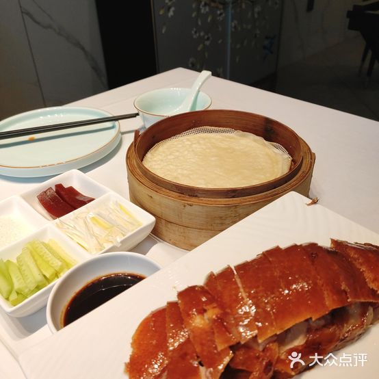 悦厨京鸭融合菜馆(冠城·蓝湖湾店)