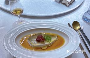 Soft Tuber Yellow Croaker with Spanish Ham