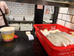 -覃肥叔桂林米粉(粮道街店)