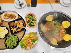 -曹丞相·地锅鸡·地锅鱼(武林店)