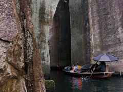 -绍兴东湖风景区