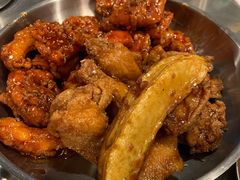 辣子鸡拼酱油鸡-MI WU FACTORY米屋美食工厂餐厅(绿地店)