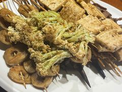-阿楷·二十年烧烤宵夜·渔家小寨(达明店)