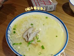 -二孃鸡爪爪(东风路总店)