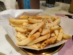 -荣耀.西式融合餐厅(留云湖店)
