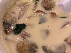 -J Daeng Seafood