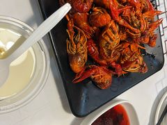 -靓虾二哥长沙地标小龙虾(五一广场店)