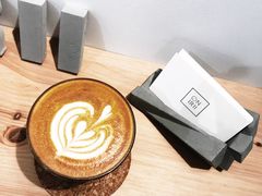 Flat&nbsp;White-Onirii Coffee(长乐路店)