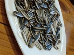 -山妹子铁锅炖