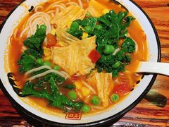 苗家酸汤-云来居素食馆(南山店)
